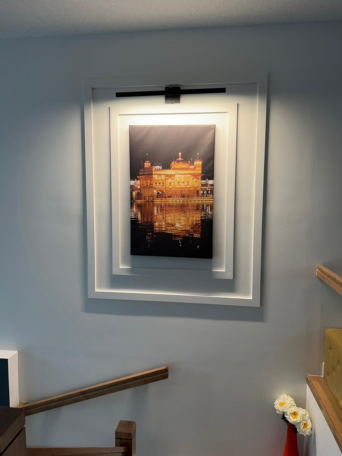 Illuminated Art Niche